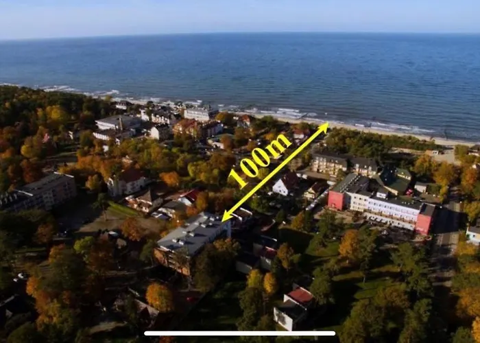 アパート Apartament_kubamielno ミエルノ